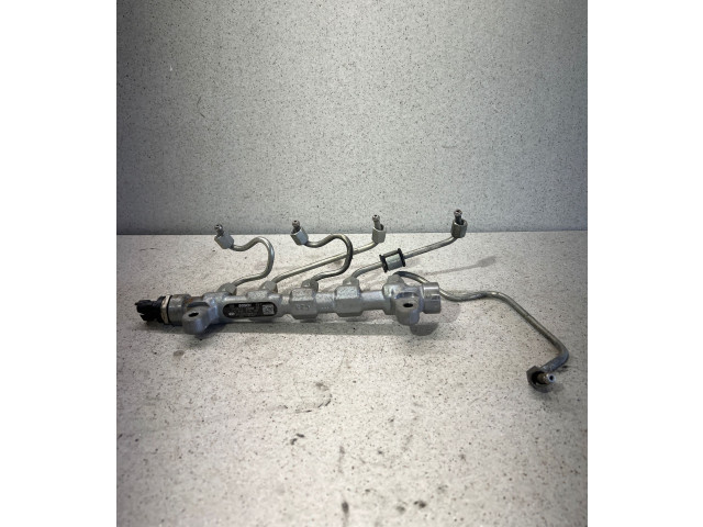 Vstřikovací lišta 314002A420, 0445214181 KIA Optima