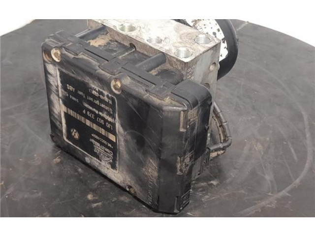 Блок АБС 1J0907379P, 1J0698117C Volkswagen Bora 1998 - 2005 года