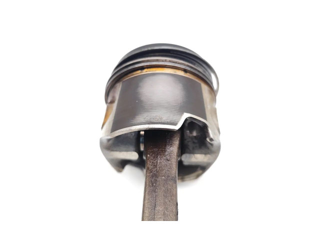  Поршень с шатуном CDUC CDUC  Audi A7 S7 4G  