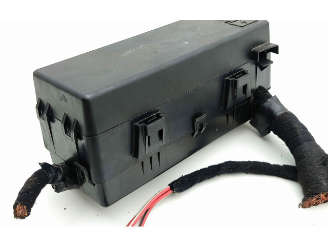 Блок предохранителей 7271381830 Maserati Ghibli