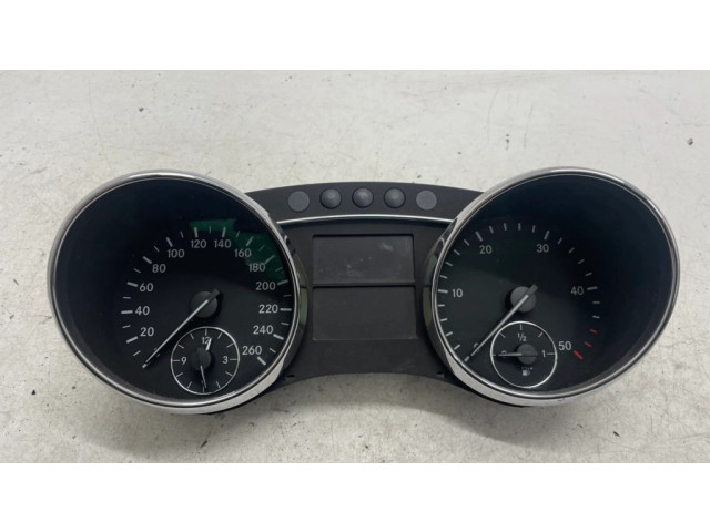 Přístrojová deska Mercedes-Benz R W251 2007 A2515401848, A2515406611