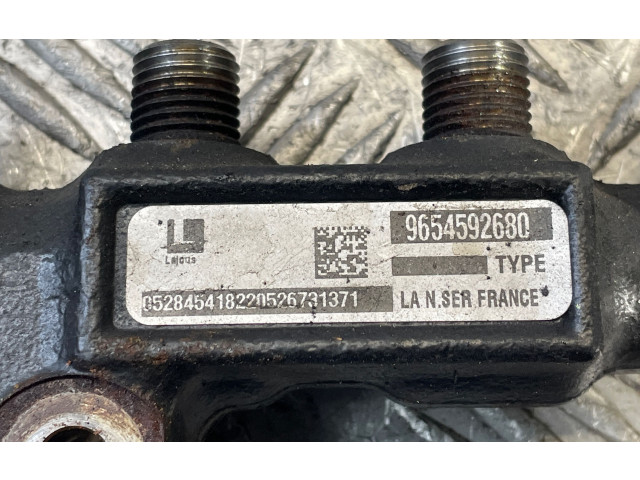 Топливная рампа 9654592680 Citroen C4 I