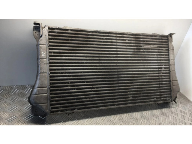 Интеркулер  JD1271003262, 0R030   Toyota Avensis T270 2.2