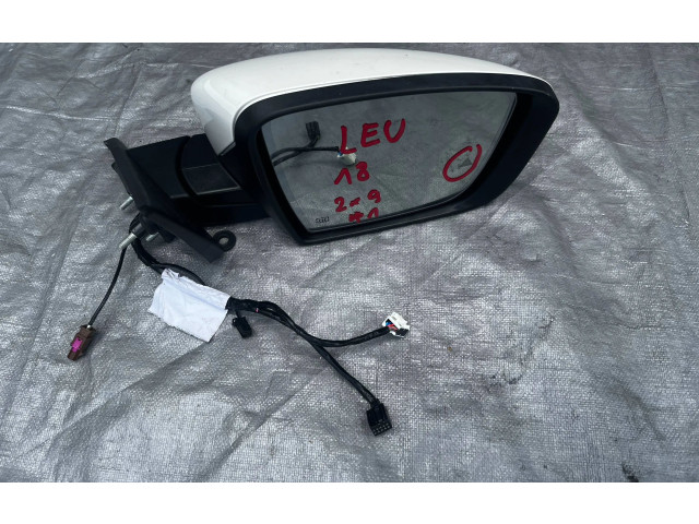 Zpětné zrcátko Maserati Levante 2021