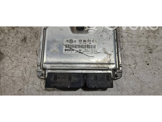 Řídící jednotka 038906019KC, 1039S02040 Ford Galaxy 2003