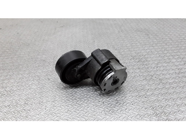 Устройство натяжки ремня