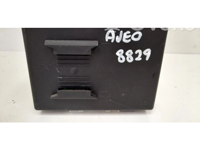 Блок управления двигателя 95227650 Chevrolet Astra