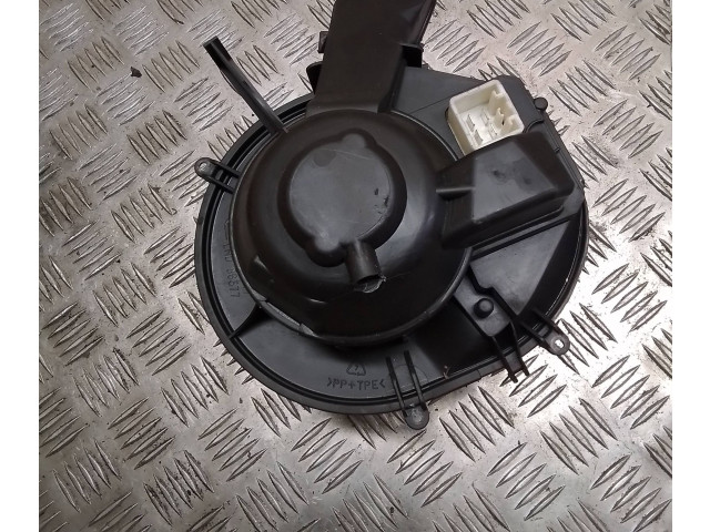 Вентилятор печки       Volvo V70