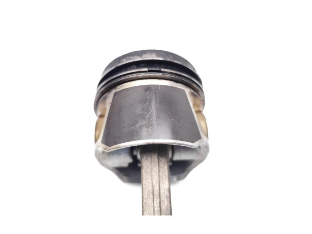 Поршень с шатуном CLHA CLHA Skoda Octavia Mk3 (5E)