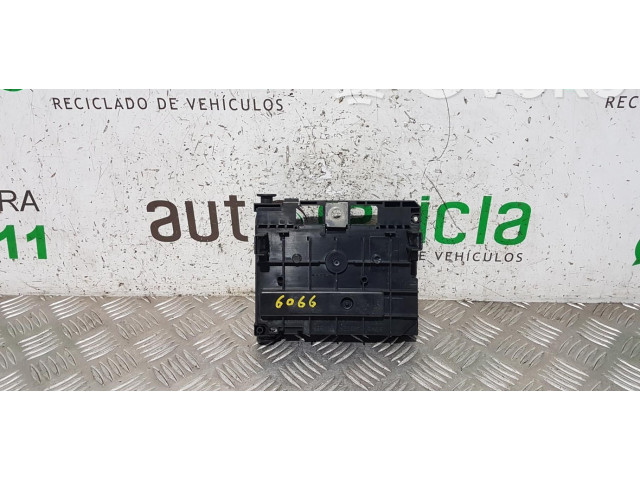   Pojistková skříňka 9666700180   Citroen Berlingo 2009