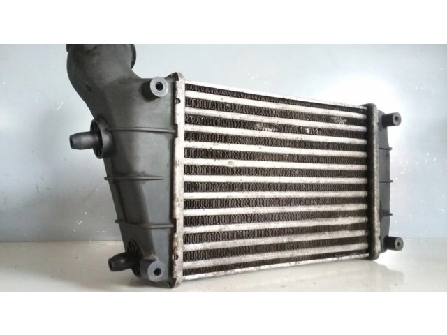 Интеркулер  517159990, 1686864   Alfa Romeo GT 1.9