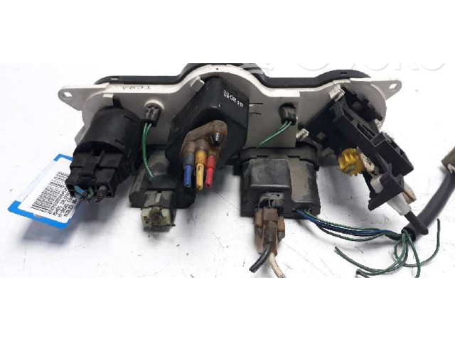 Блок управления климат-контролем    Hyundai Coupe