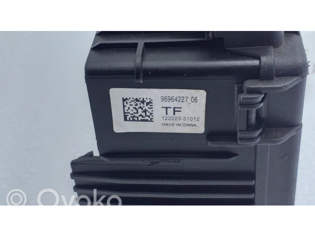 Pojistková skříňka 96964227 Chevrolet Cruze 2014