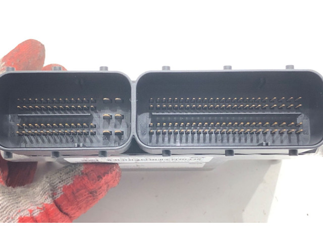 Блок управления двигателем ECU 85105940281016962   BMW X3 E83   
