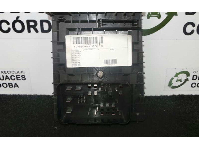 Pojistková skříňka Řídící jednotka BSM    Volkswagen Caddy 2017