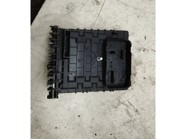 Блок предохранителей 1K0937125, 017183071 Skoda Octavia Mk2 (1Z)