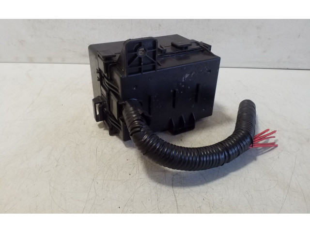 Pojistková skříňka 243821LA1D Nissan Navara D23 2019