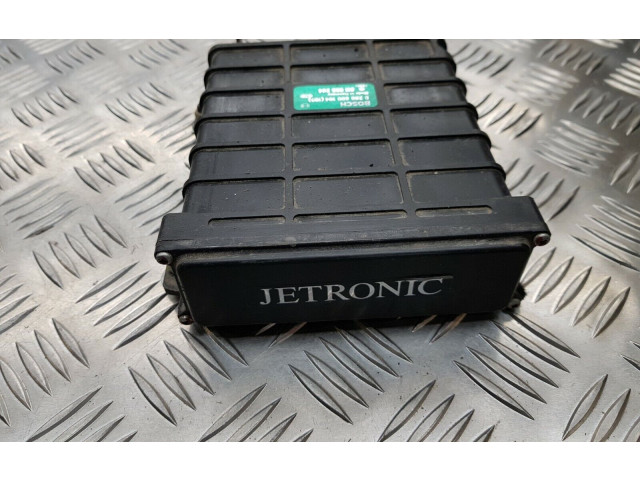 Блок предохранителей  811906264, 0280800104   Volkswagen Golf II    