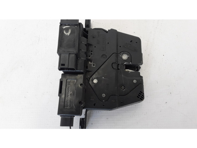 Zámek zadních dveří BMW 5 F10 F11 2010