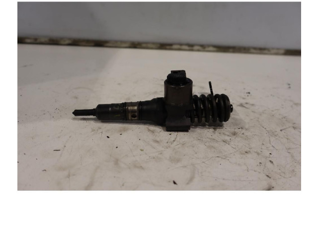 Форсунка 036130073G    Audi A6 S6 C6 4F  BRE 