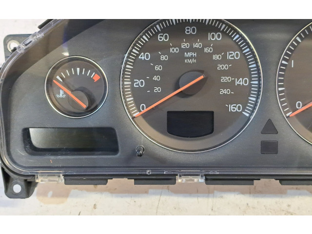 Спидометр (приборный щиток) 8251707, 8602525 Volvo XC90