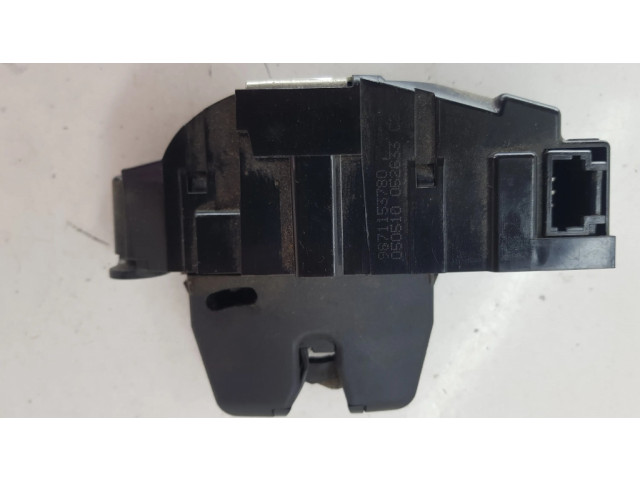 Замок задней крышки