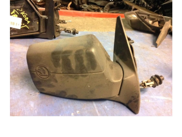 Зеркало электрическое Skoda Favorit Forman (785) 1988 - 1995 года