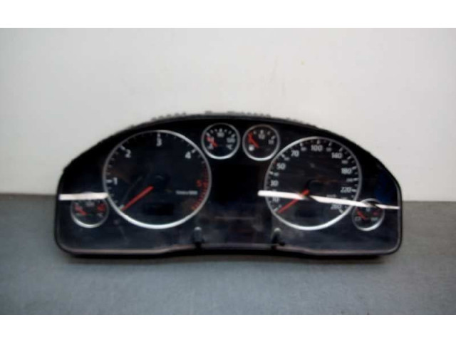 Панель приборов 4B0920930   Audi A6 S6 C6 4F       