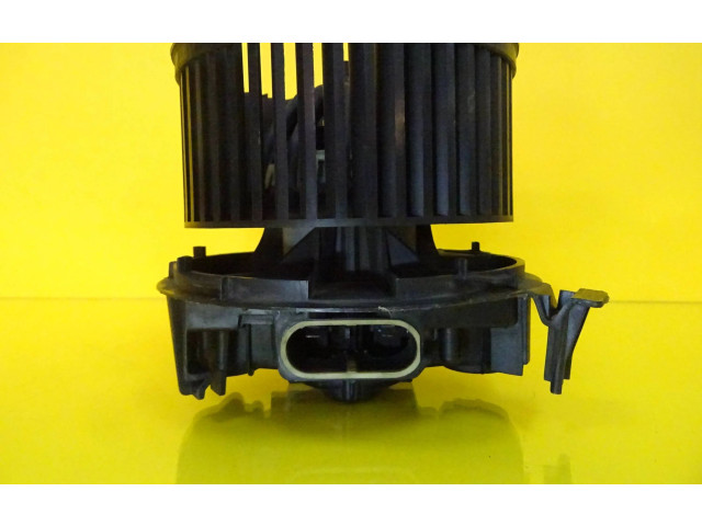 Вентилятор печки       Renault Clio III