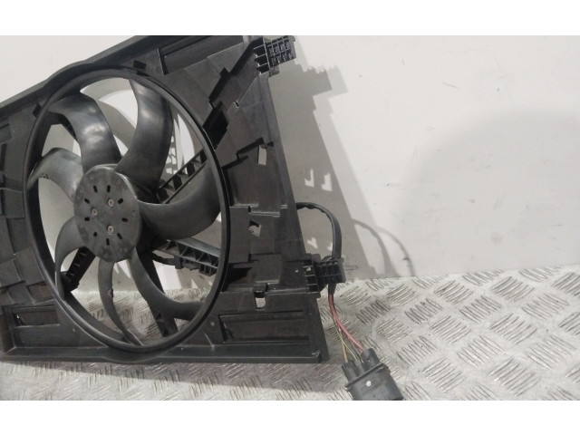 Вентилятор радиатора 5WA121203G Audi A3 S3 8V