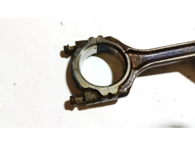 Поршень с шатуном Mitsubishi Colt для бензинового двигателя 1.3