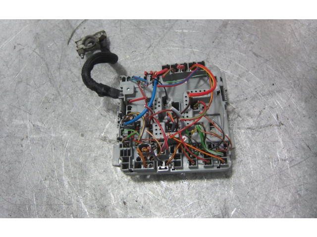 Блок предохранителей 52028777   Opel Combo D    