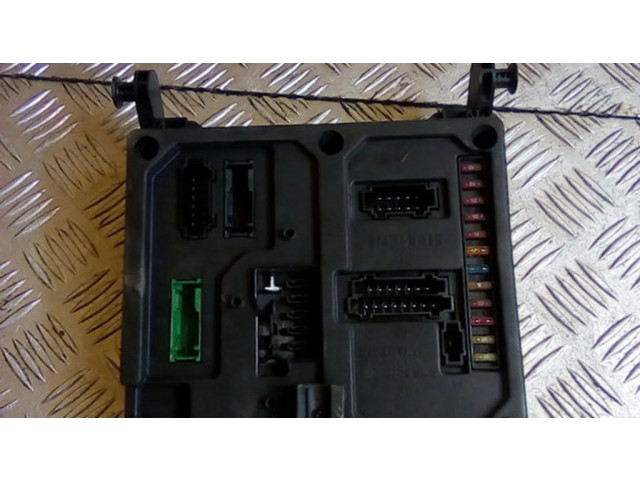 Блок предохранителей S108152001   Ford Galaxy    