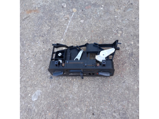 Блок управления климат-контролем Mitsubishi Colt