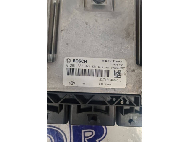 Řídící jednotka 237106468R Renault Express 2022