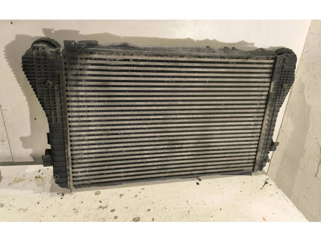 Интеркулер 1K0145803 Audi A3 S3 8P