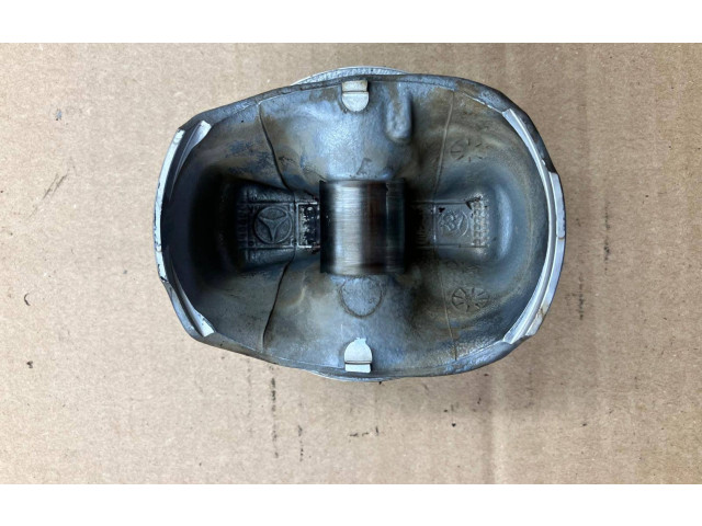 Píst A2741517 Mercedes-Benz C W205 M274,920