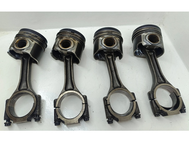  Поршень с шатуном  81l97a, 017090209  Volkswagen PASSAT B6  