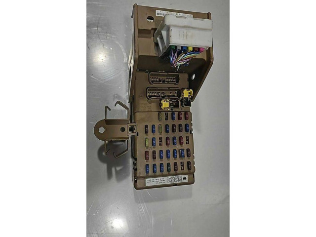 Блок предохранителей 82201FG010, 905561   Subaru Forester SH    