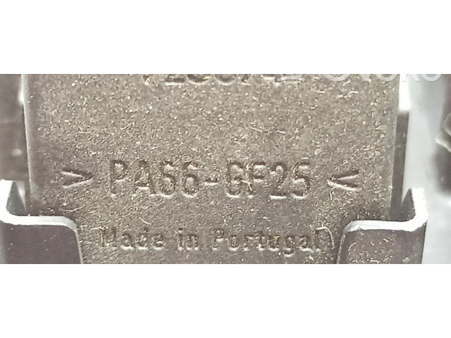 Блок предохранителей 6905228, 6911922   BMW Z4 E85 E86    