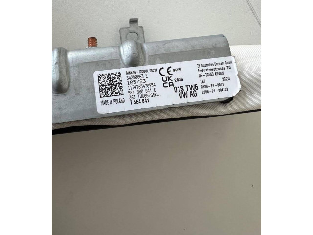 Подушка безопасности для колен 5e4880841e   Skoda Octavia Mk4