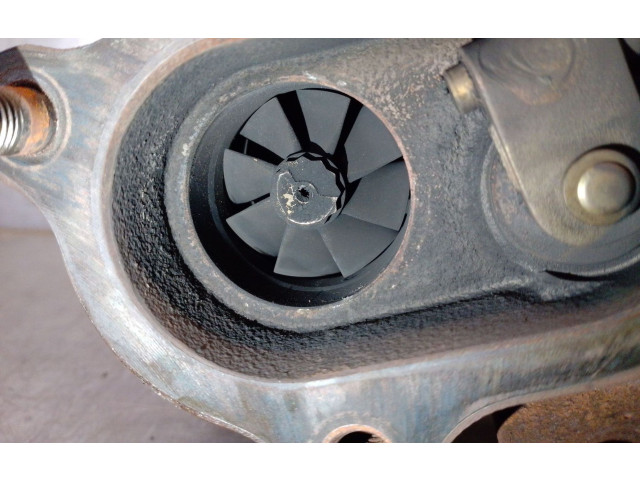 Turbodmychadlo Турбина 14411VK500, 14411VM01A Nissan PickUp YD25