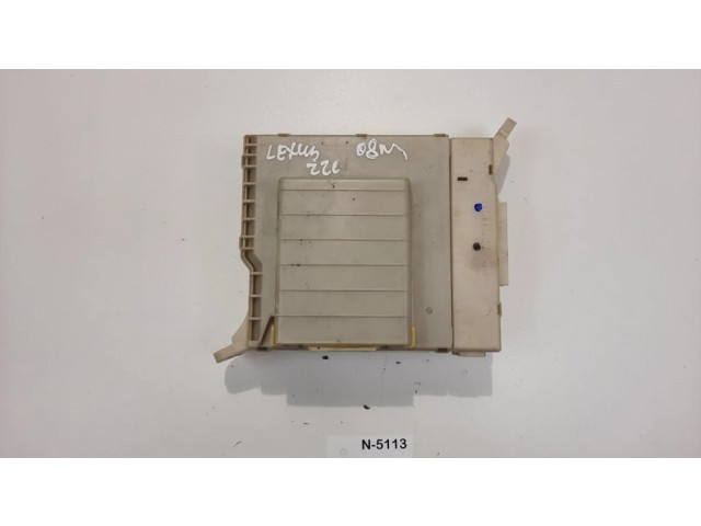 Блок предохранителей  8273053025   Lexus IS 220D-250-350    