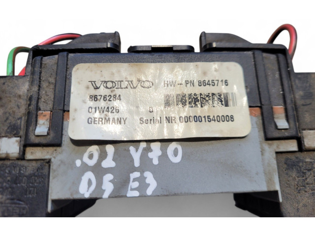 Блок предохранителей 8676284, 8645716 Volvo V70
