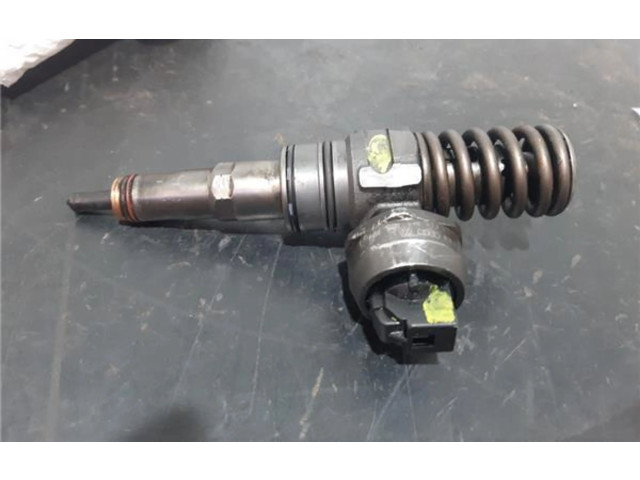 Vstřikovač 038130013BN, 0414720313   Volkswagen Caddy     