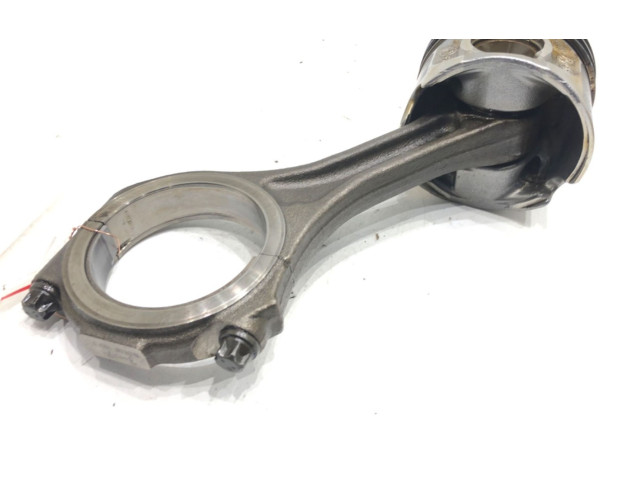 Píst BVN   Audi A8 S8 D3 4E     