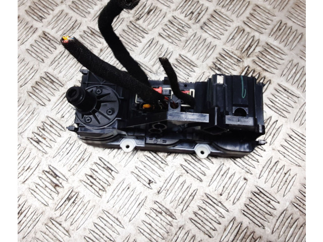 Блок управления климат-контролем 1K2820045B, 5HB00932226 Volkswagen Jetta V