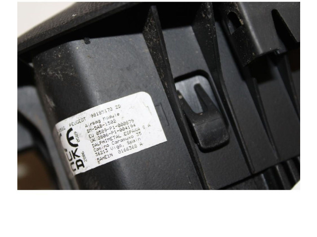 Подушка безопасности водителя 34243058G   Peugeot Partner III