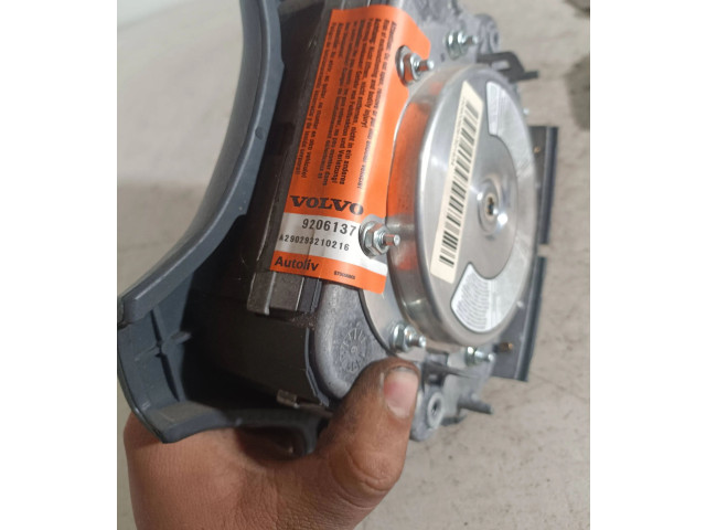 Подушка безопасности водителя A290293210216, 9206137   Volvo V70