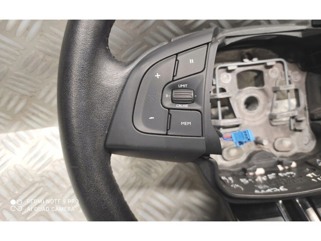 Руль Citroen C4 Cactus  2014 -  года 98303131ZD      